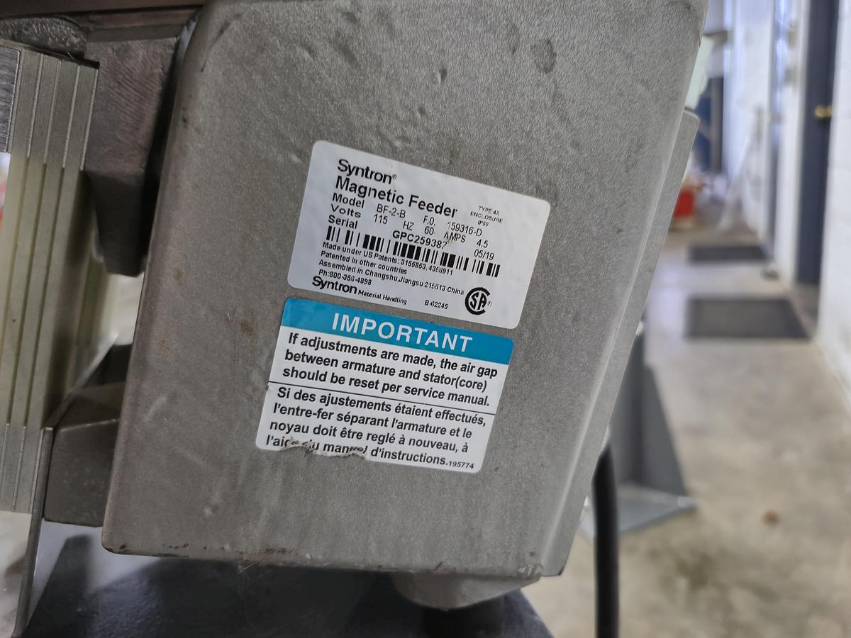 Used Syntron BF-2-B Magnetic Vibratory Feeder