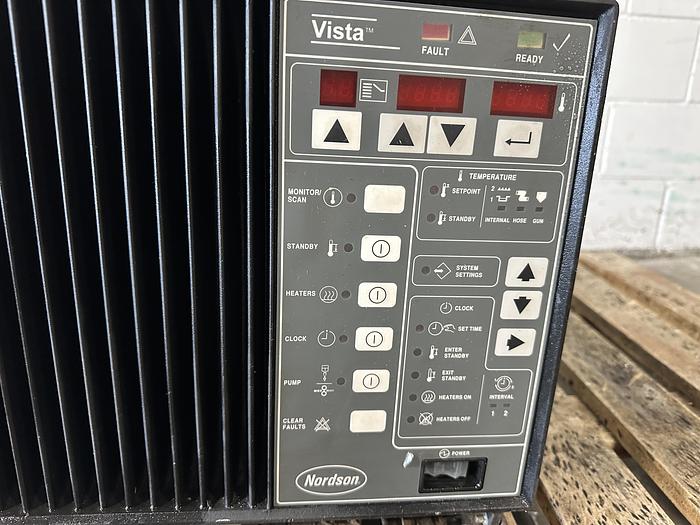 Used Nordson Series 3100V Hot Glue Dispenser