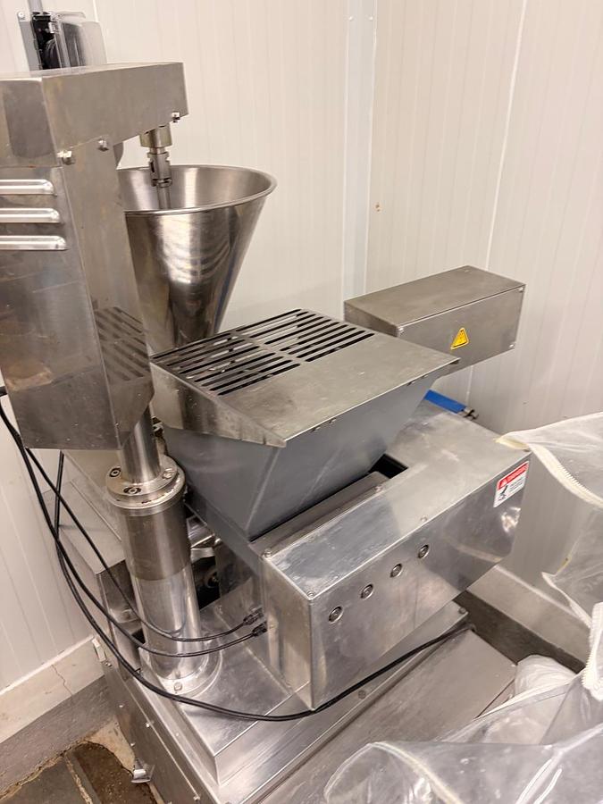 Used Anko SD-97W Automatic Encrusting & Forming Machine