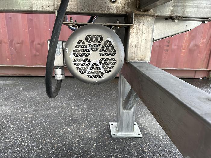 Used Stainless Steel Shaker Conveyor