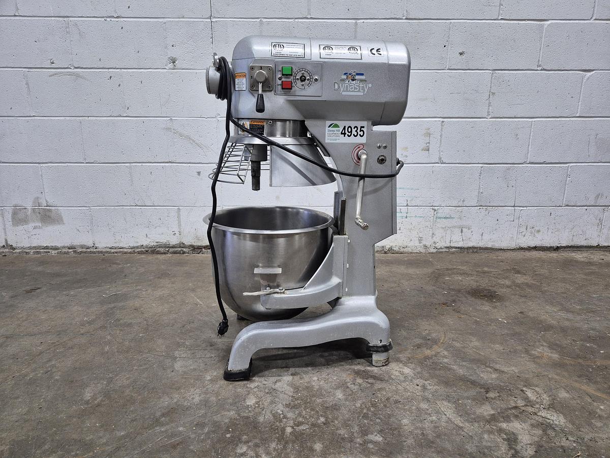 Used Dynasty 20 Quart Planetary Mixer 