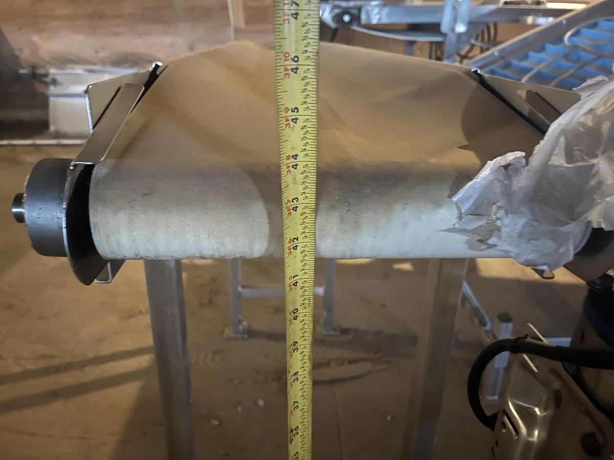 Used 9ft Long Flat Belt Conveyor