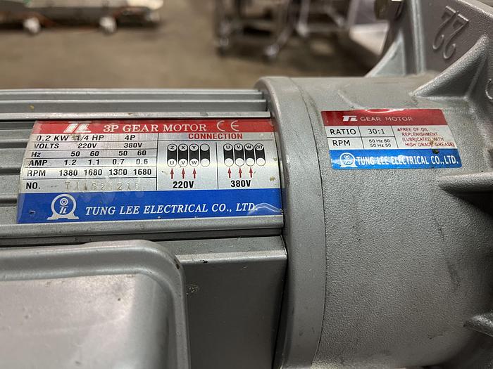 Used SeaPro Systems Agitation Hopper with Pumps