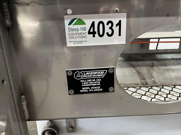 Used Lakewood 31025 Volumetric Clamshell Filler