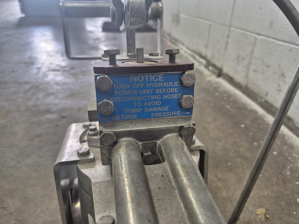 Used Jarvis MG-1B Hydraulic Brisket Saw