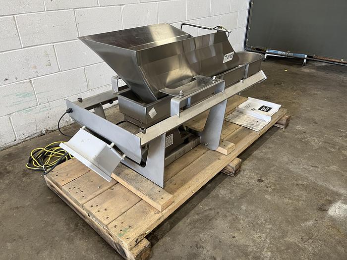 Used Meyer HS-46 Vibratory Feeder