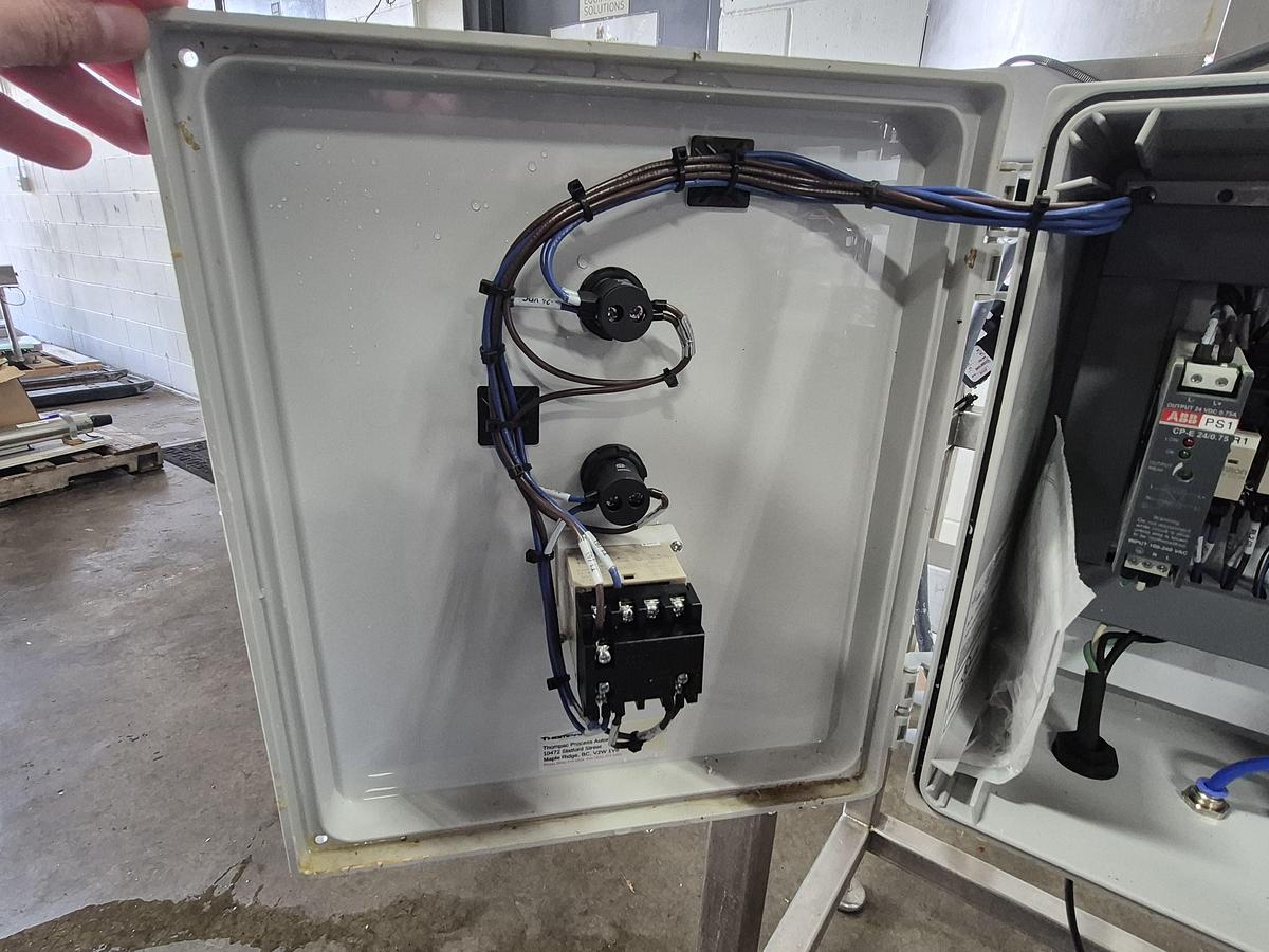 Used Aesus AESFill AF6 Fully Automatic 6-Head Liquid Filling Machine