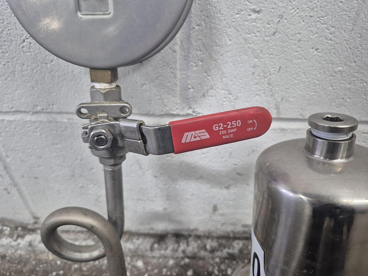 Used Donaldson P-EG 0027 SS Filter Housing 