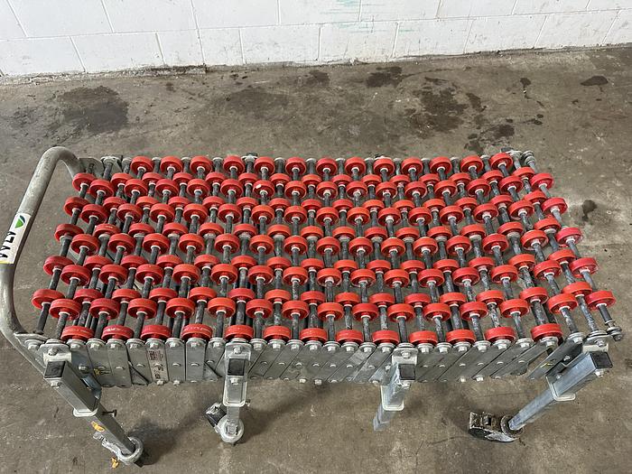 Used Nestaflex 226 Expandable Conveyor