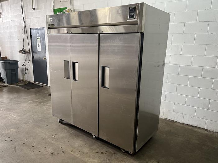 Used True Reach-In Cooler