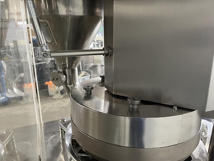 Used Vanguard Rotary Tablet Press