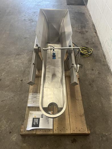 Used Meyer HS-46 Vibratory Feeder
