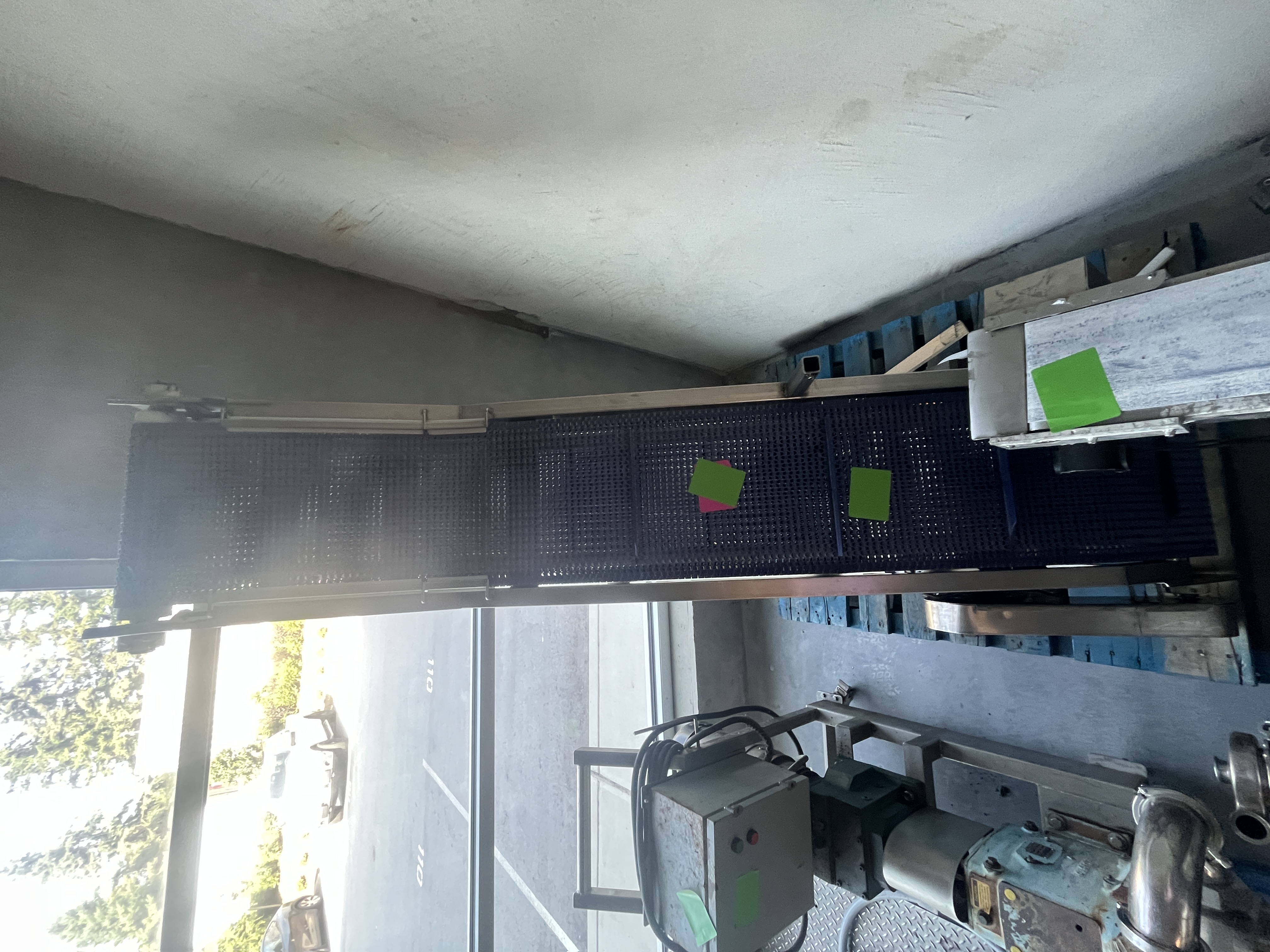 Used Cleated Incline Conveyor