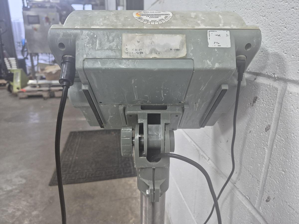 Used Uline Deluxe Platform Scale