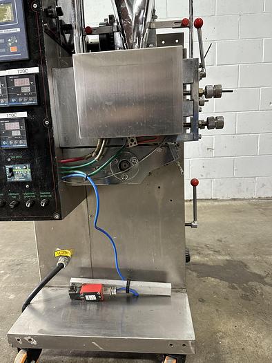 Used Housen HSU-150Y Liquid Fill & Seal Packer