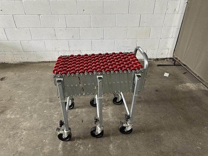 Used NestaFlex 226 Expandable Conveyor