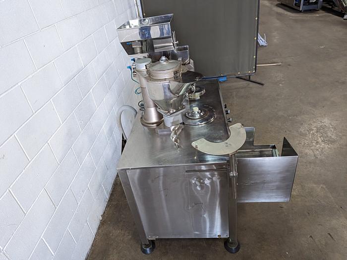 Used p+am SA9 Capsule Filling Machine