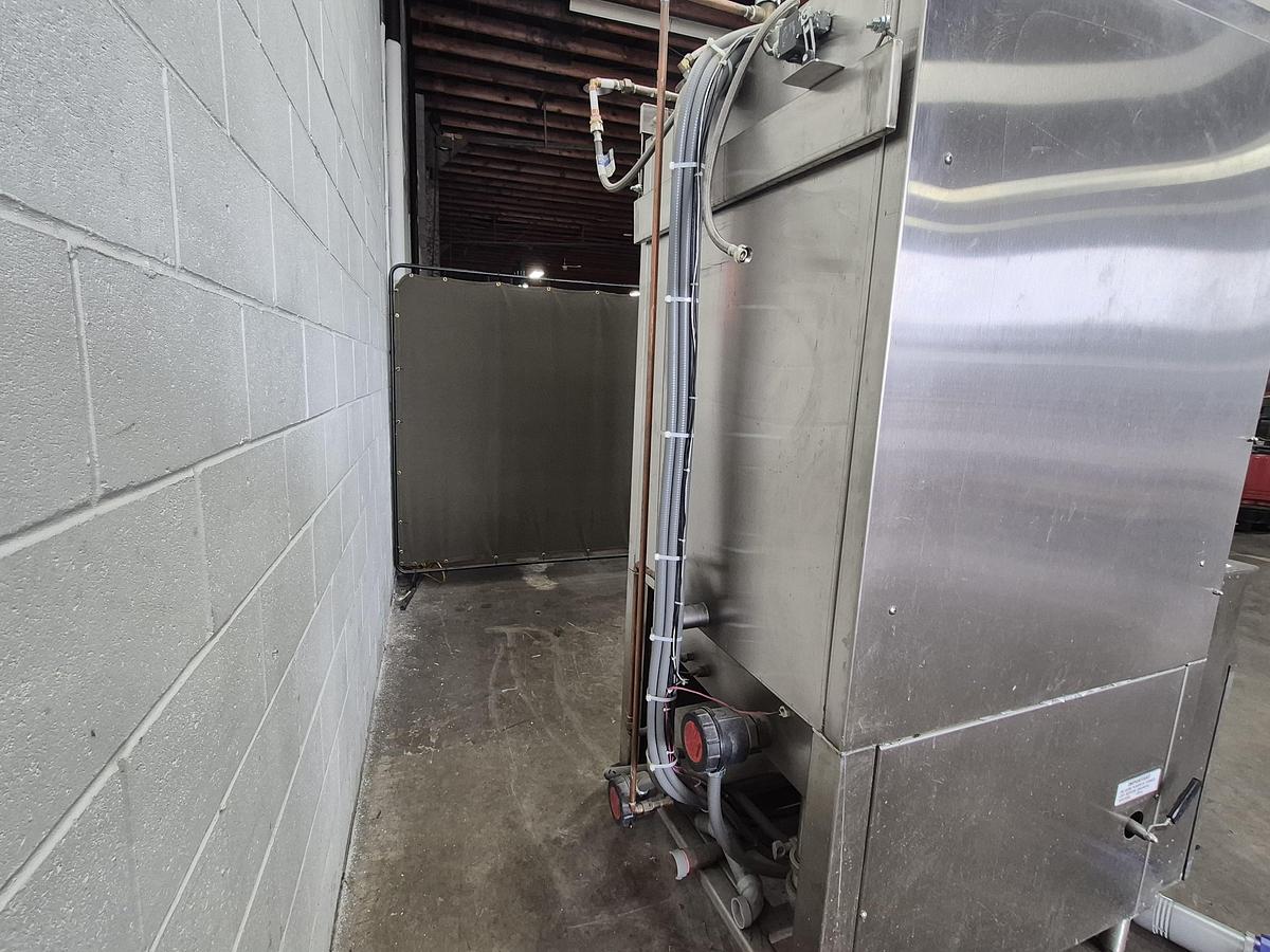 Used LVO TL14E Commercial Electric Tray Washer