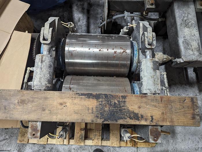 Used 2 Roller Mills