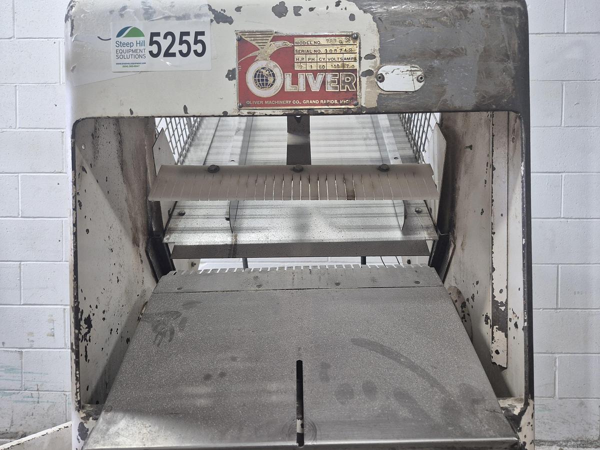Used Oliver 797-G Slicer & Bloemhof Air Bagger