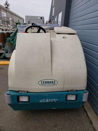 Used Tennant 7300 Ride-on Floor Scrubber