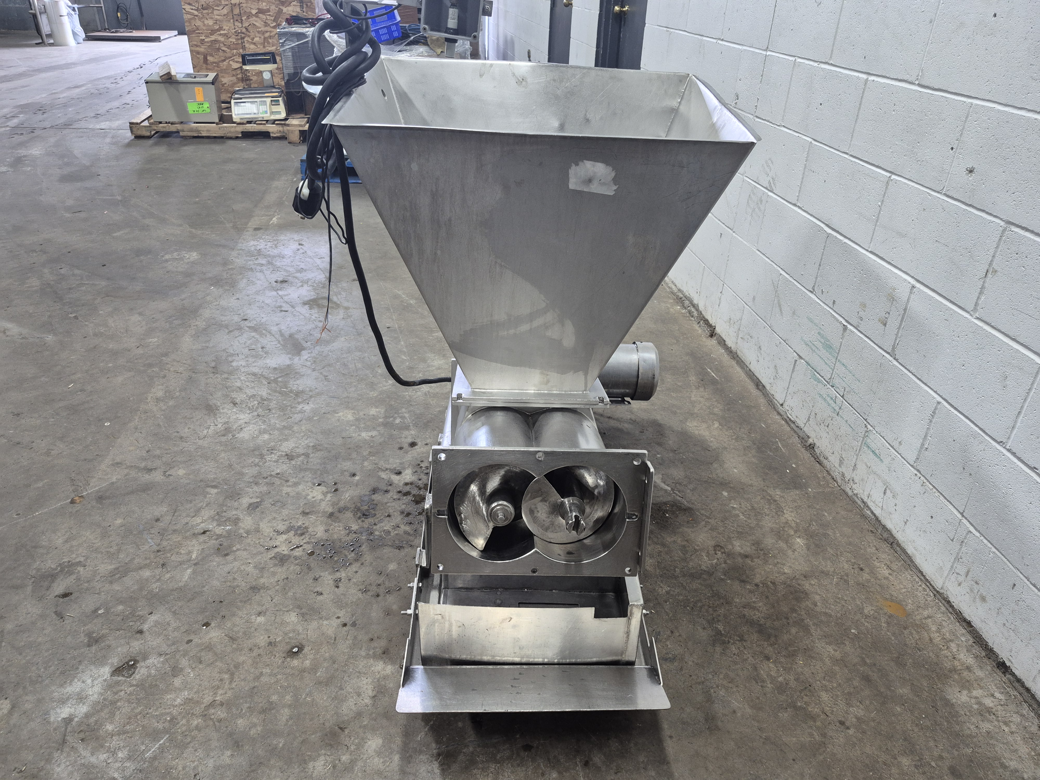 Used Twin Screw Extruder 
