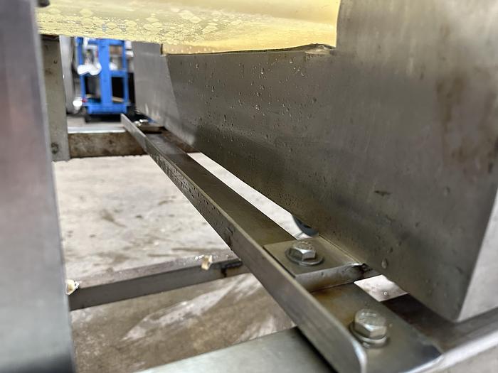 Used Cintex Metal Detector CS2060