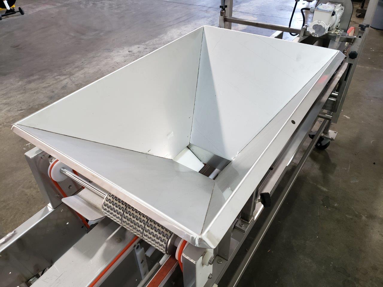 Used Lakewood Volumetric Clamshell Filler