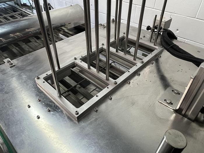 Used SeaPro Systems Tray Sealer