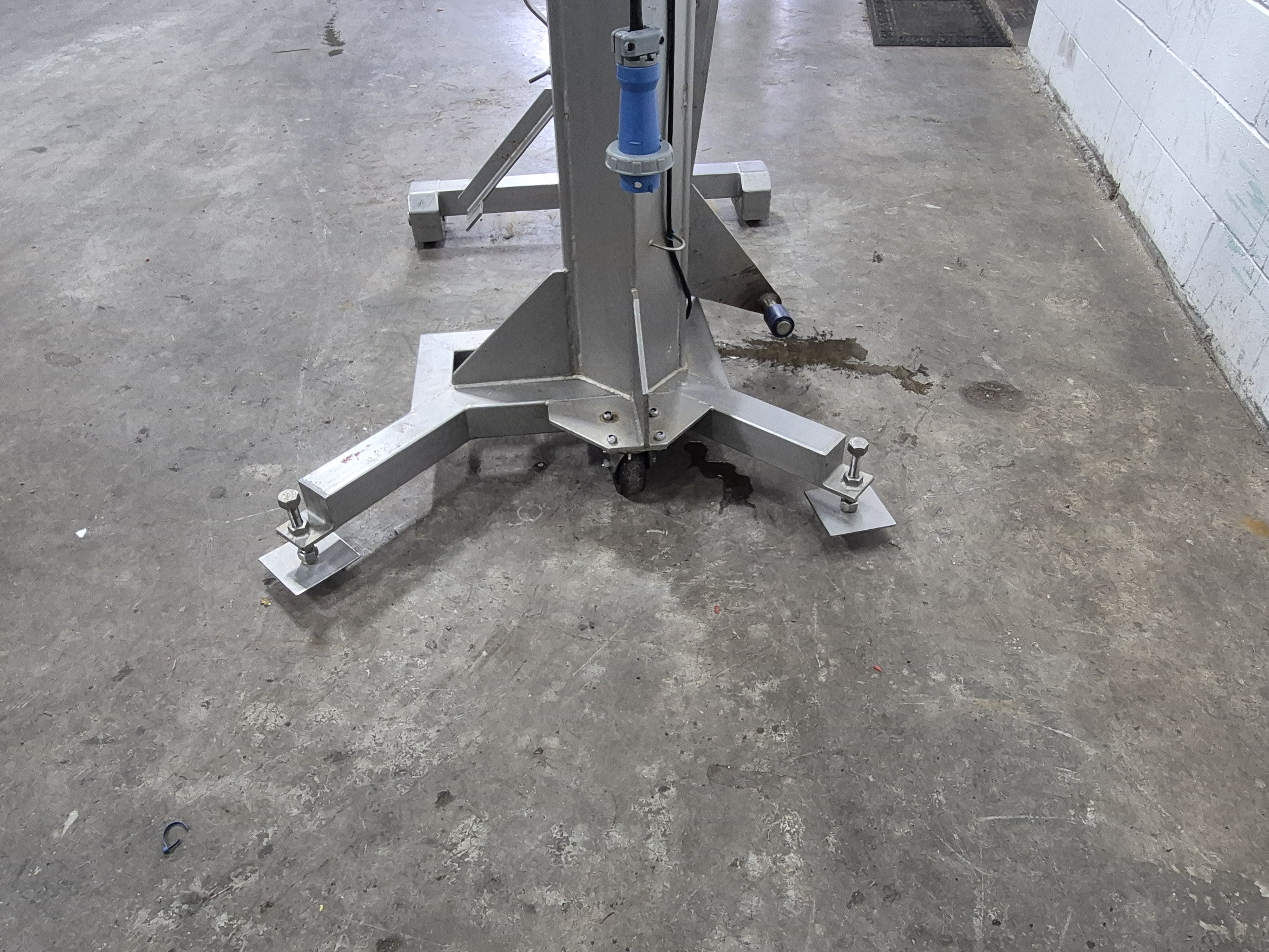 Used FPEC VL8 Bin Dumper