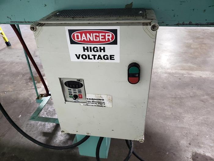 Used Bivans Vertuck 74 Cartoner with 570D Top Debosser