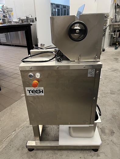 Used Fusion Tech Meat Shredder