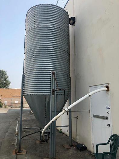 Used Cumberland Bulk Feed Silo With Auger