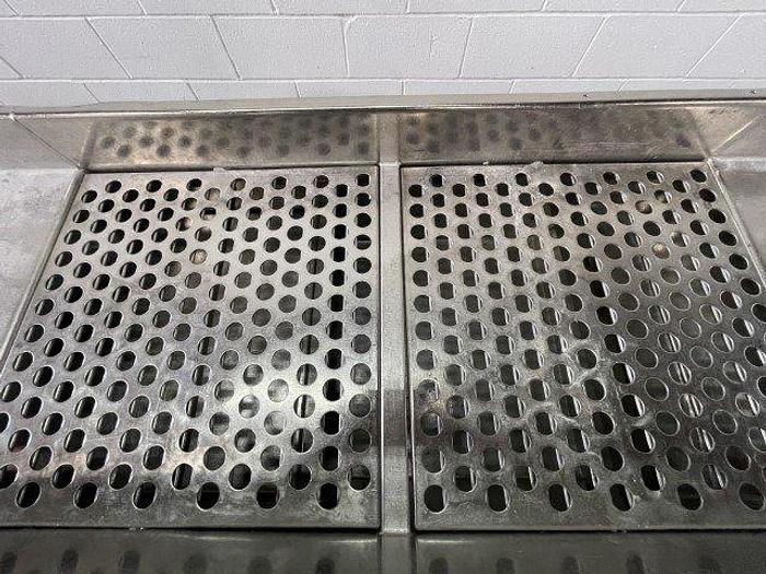 Used Key Iso-Flo Vibratory Sorting Conveyor