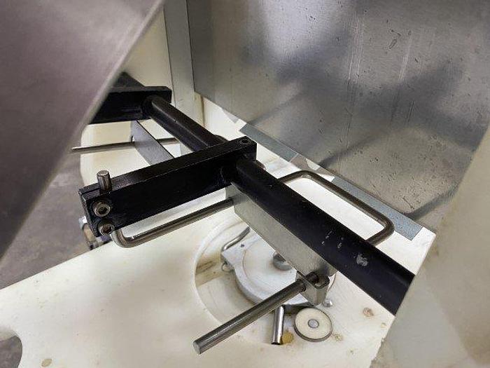 Used FoodTools Round Cake Slicer