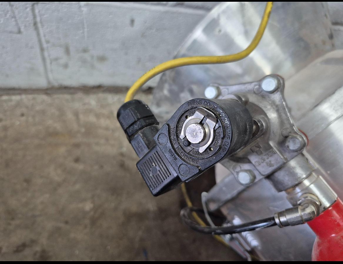 Used Pneu-Con Vacuum Loader