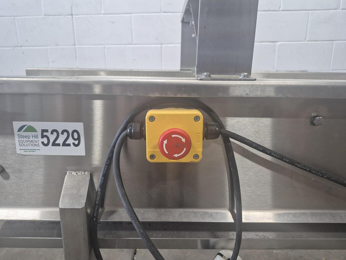 Used 5.10 ft Flat Belt Conveyor 