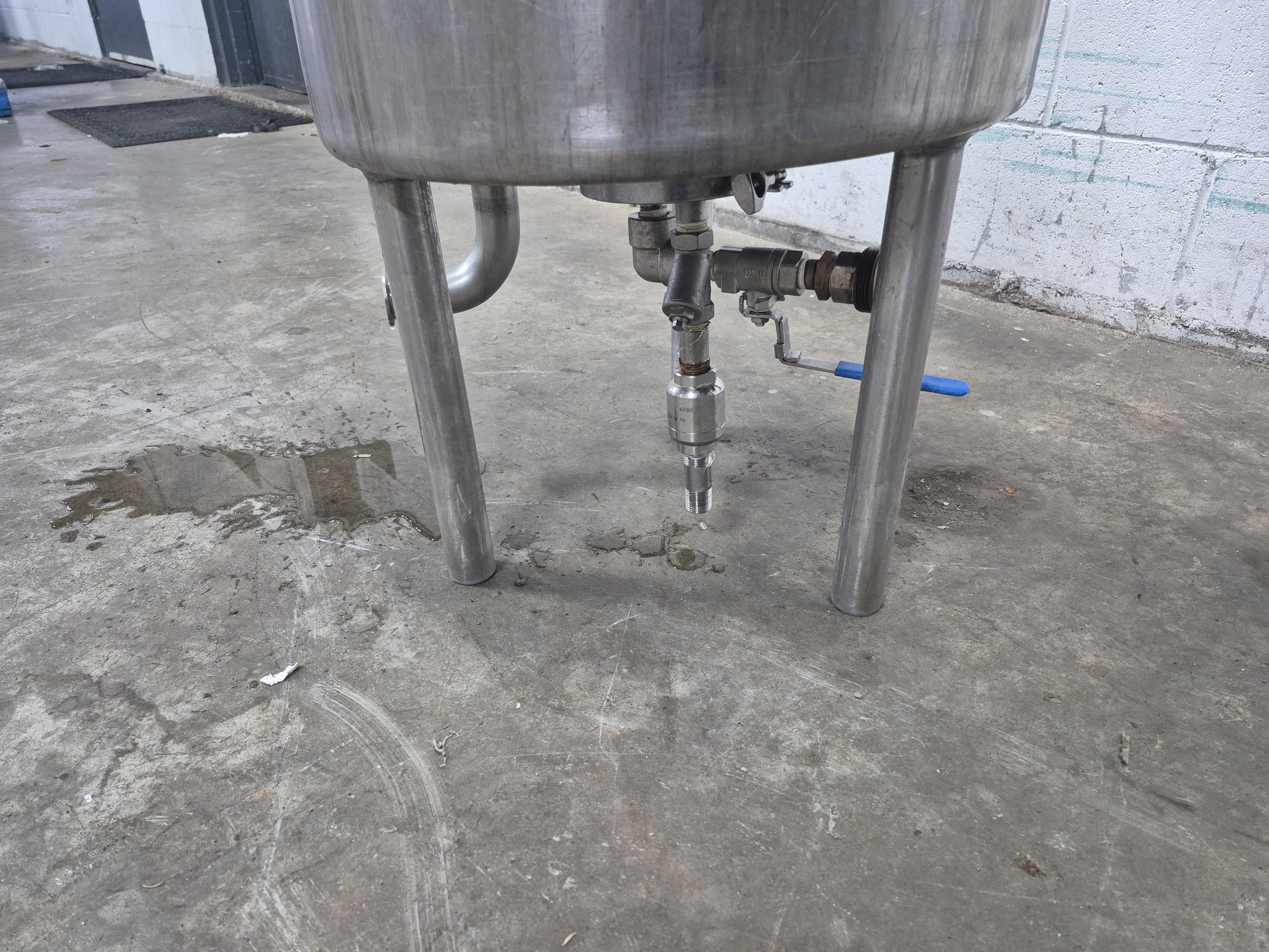 Used SS 20 Gallon Tank with Heat Exchange Pipe