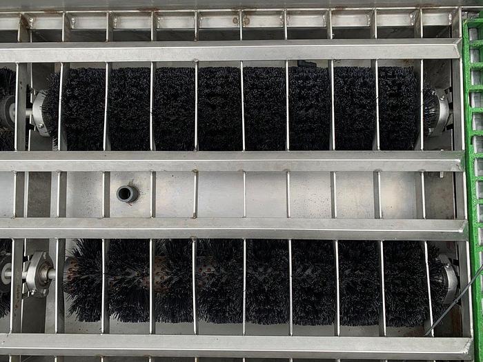 Used KRM Pass-Through Sole Cleaner