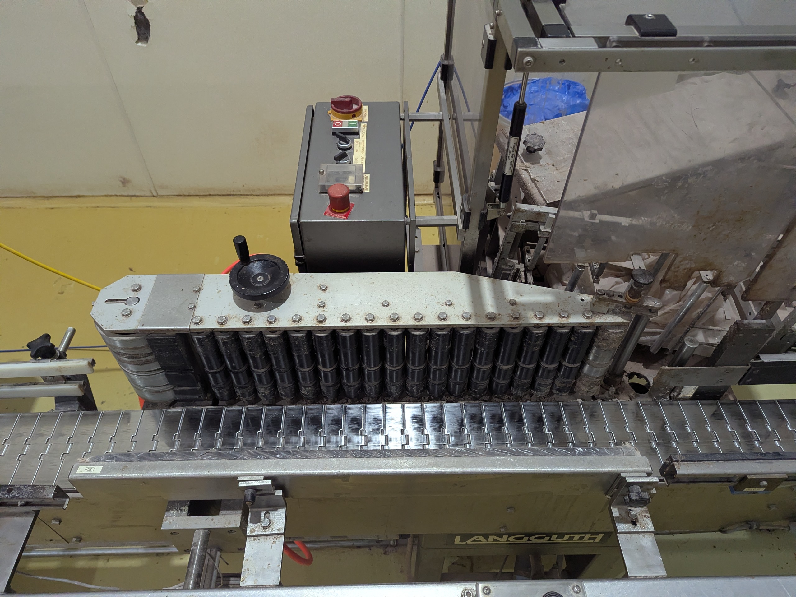 Used Langguth Cold Glue Labeller with Conveyor