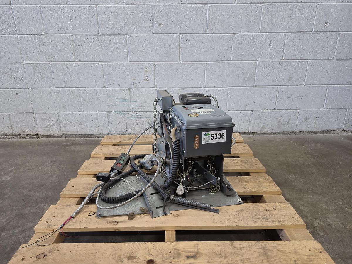 Used Lynx Industries MDC51 Commercial Garage Door Operator