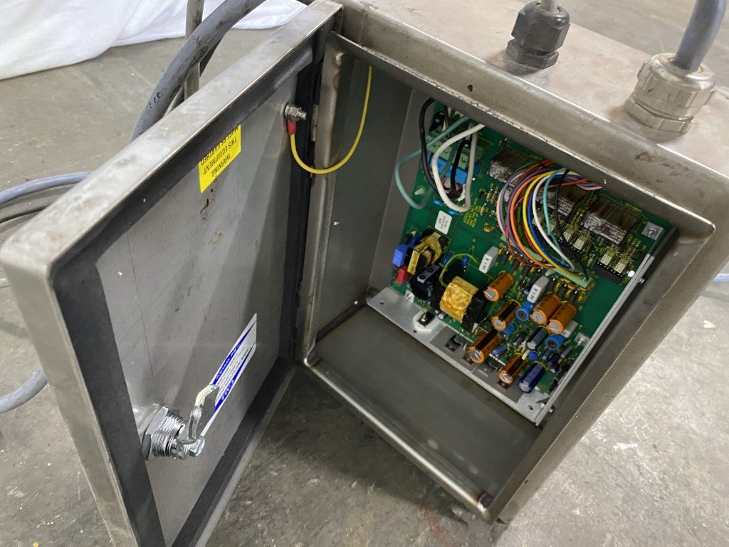 Used LOCK Metalchek 30 CXE