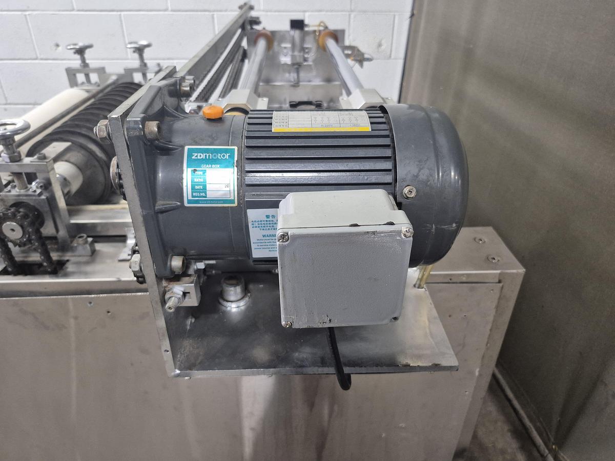 Used Darin DRC-75 Cereal Bar Cutting Machine