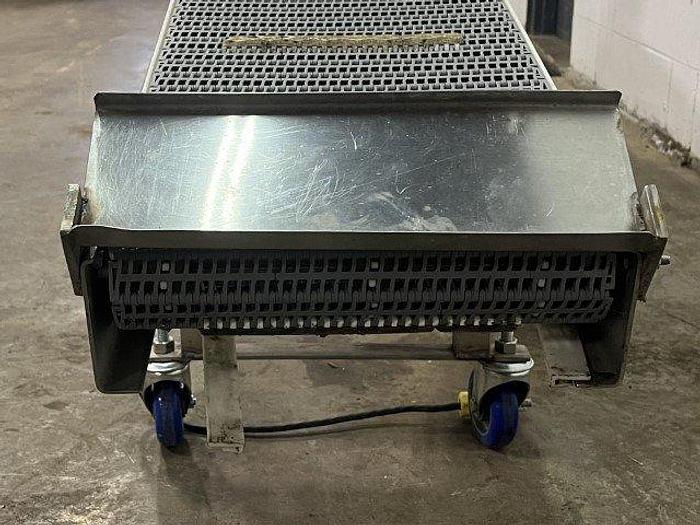 Used 8' L Cleated Incline Conveyor
