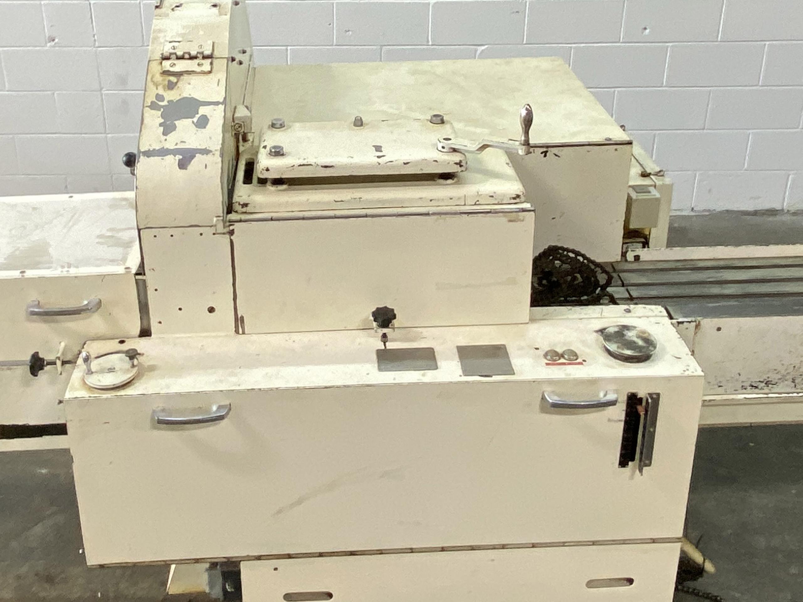 Used Herlitzius Planet 2000 Bread Slicer
