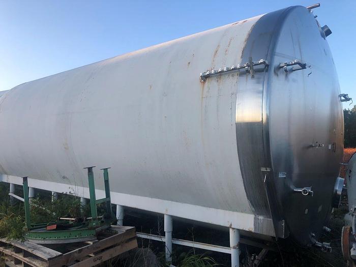 Used 10,000 Gallon SS Tank