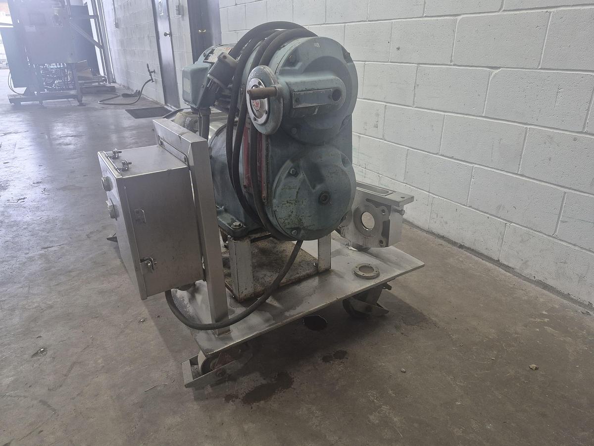 Used APV Crepaco 4R1 Rotary Lobe Pump Assembly