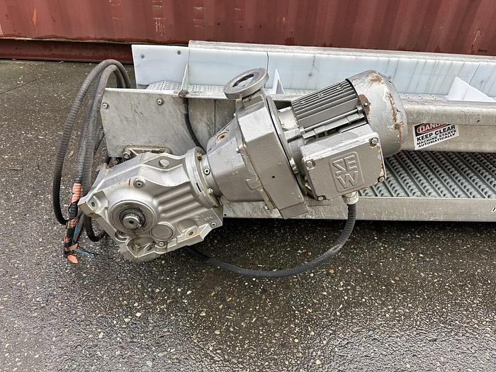 Used 21'L Incline Unloading Conveyor