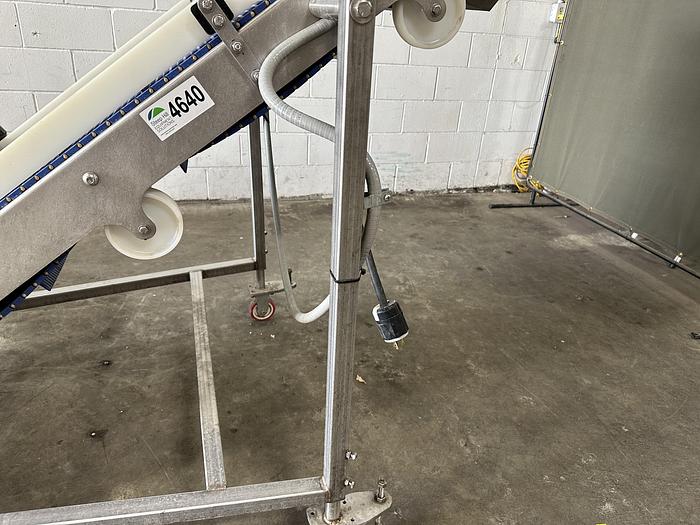 Used Incline Modular Conveyor