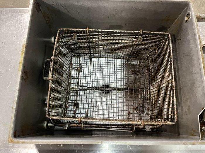 Used Henny Penny 5000 Pressure Fryer